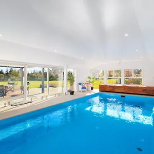 Holiday home The Meadows